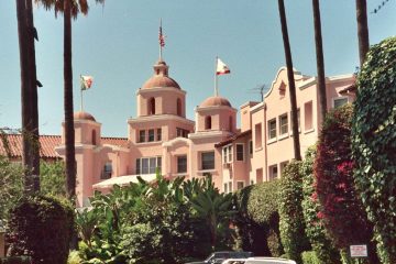 Don Henley Hotel California歌词